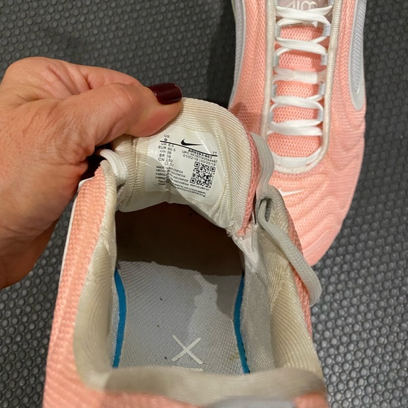 Nike Sneaker in pristine condition - Picture 2 of 4